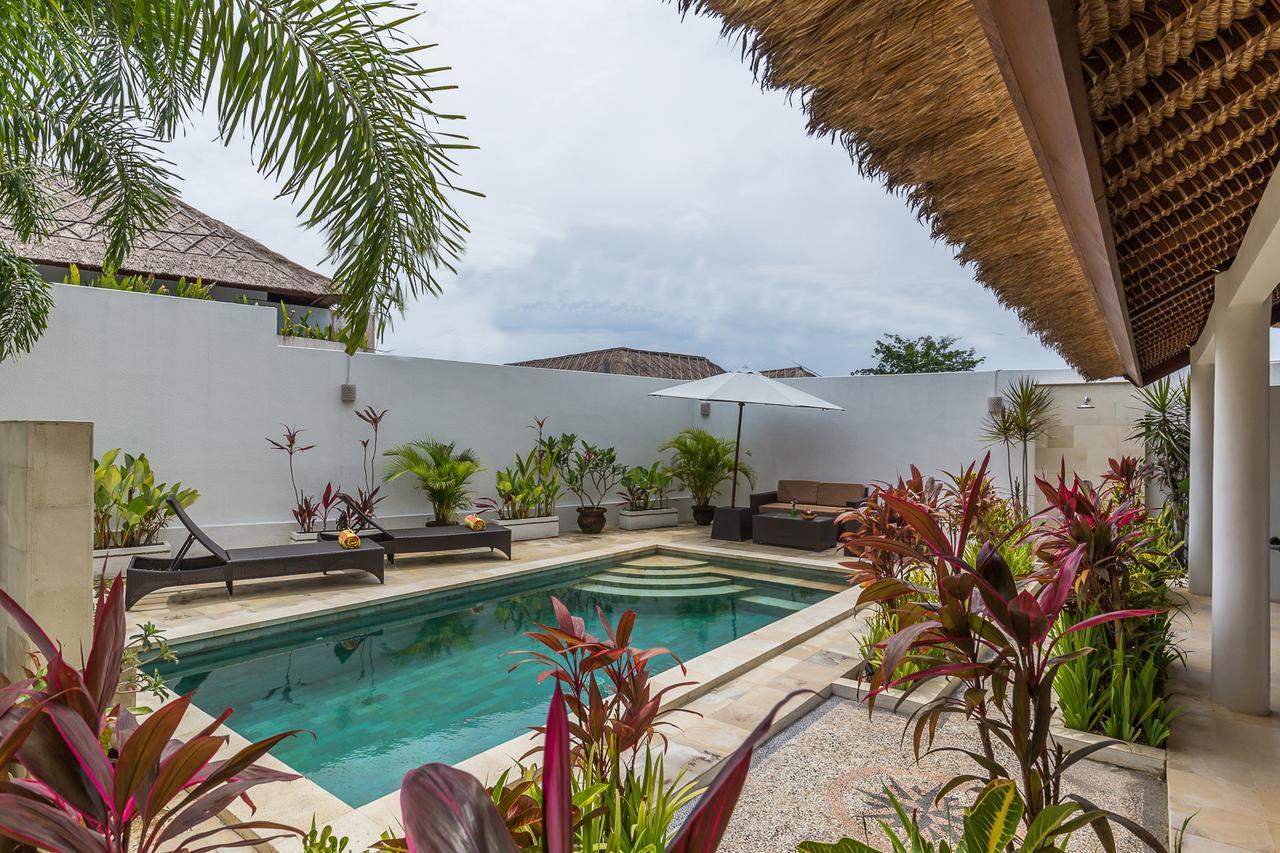 Villa Leelavadee Uluwatu Extérieur photo