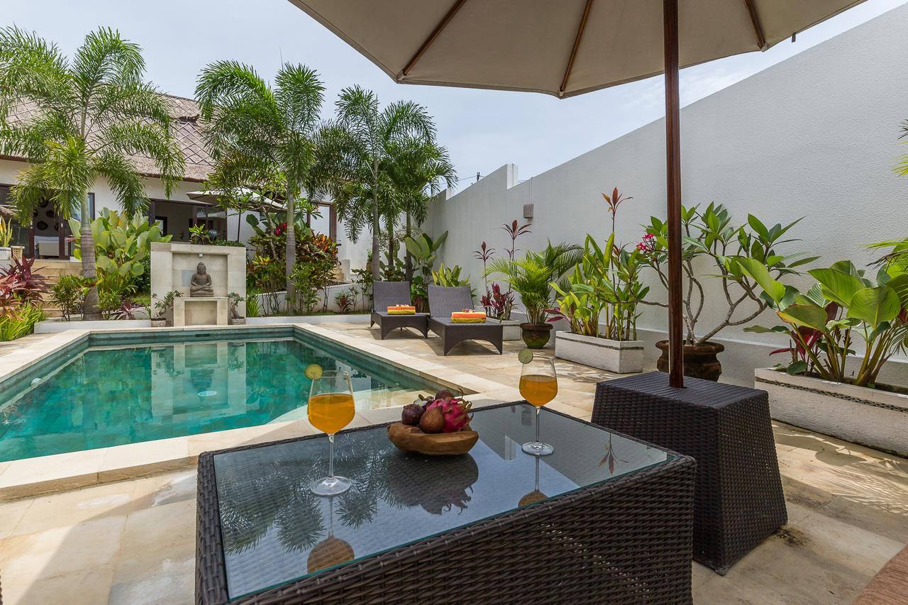 Villa Leelavadee Uluwatu Extérieur photo