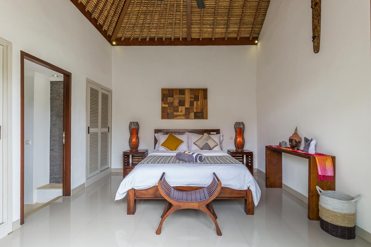 Villa Leelavadee Uluwatu Extérieur photo