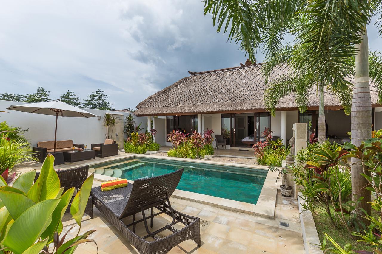 Villa Leelavadee Uluwatu Extérieur photo