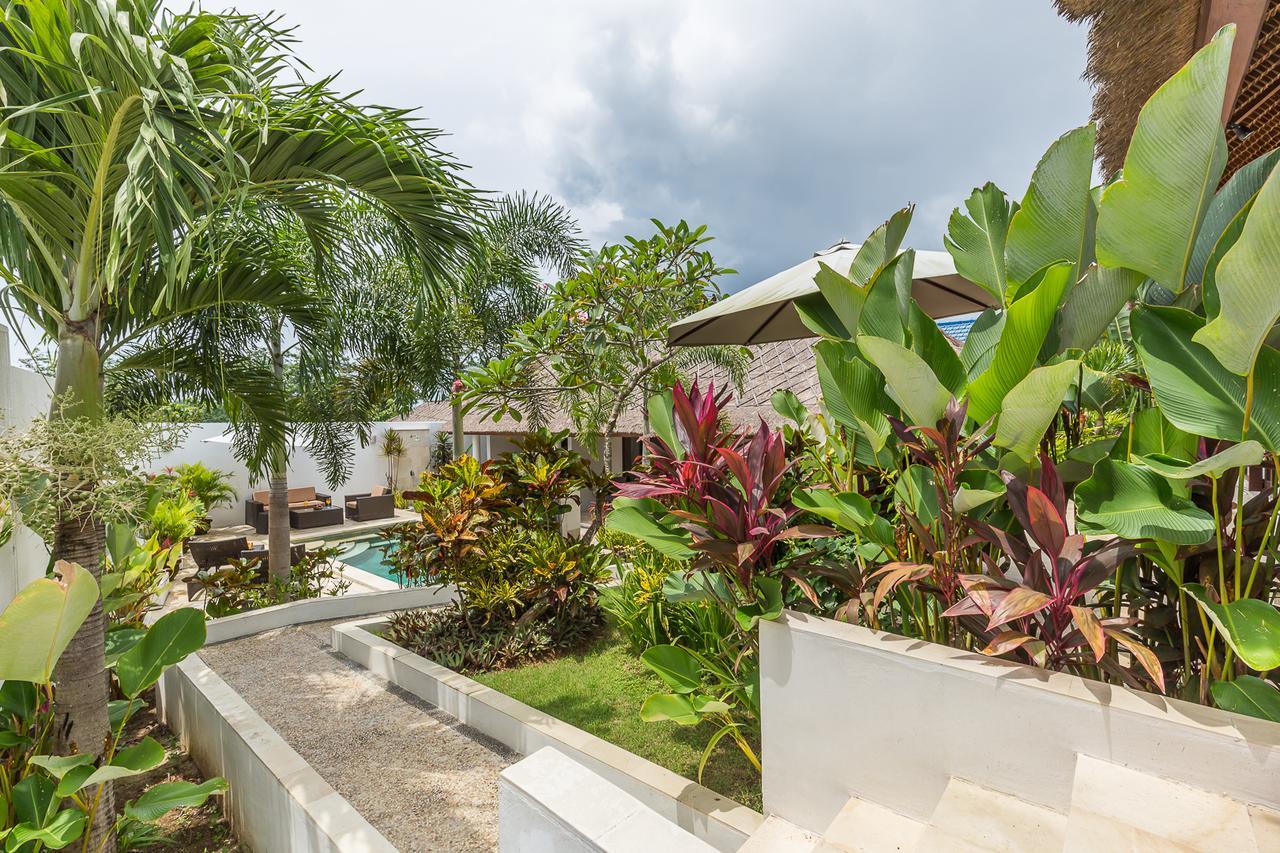 Villa Leelavadee Uluwatu Extérieur photo