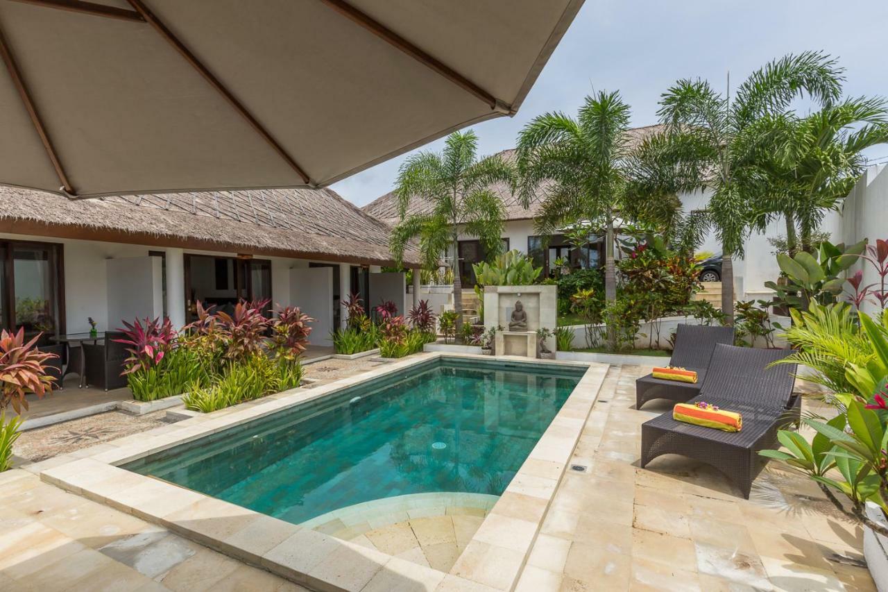 Villa Leelavadee Uluwatu Extérieur photo